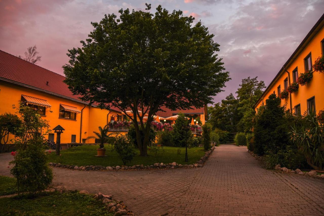 Seehof Netzen Lehnin Buitenkant foto